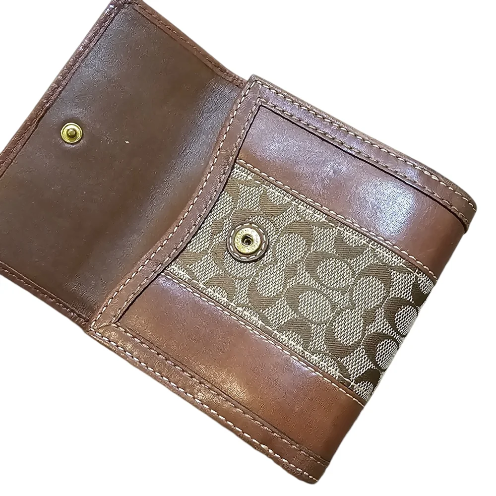 Coach Brown Signature Monogram Billfold Wallet Pre Owned Condition - Picture 6 of 9